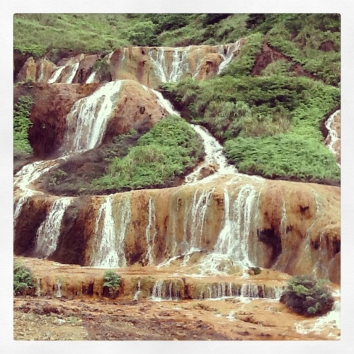 金瓜石瀑布 - Jinguashi Waterfall